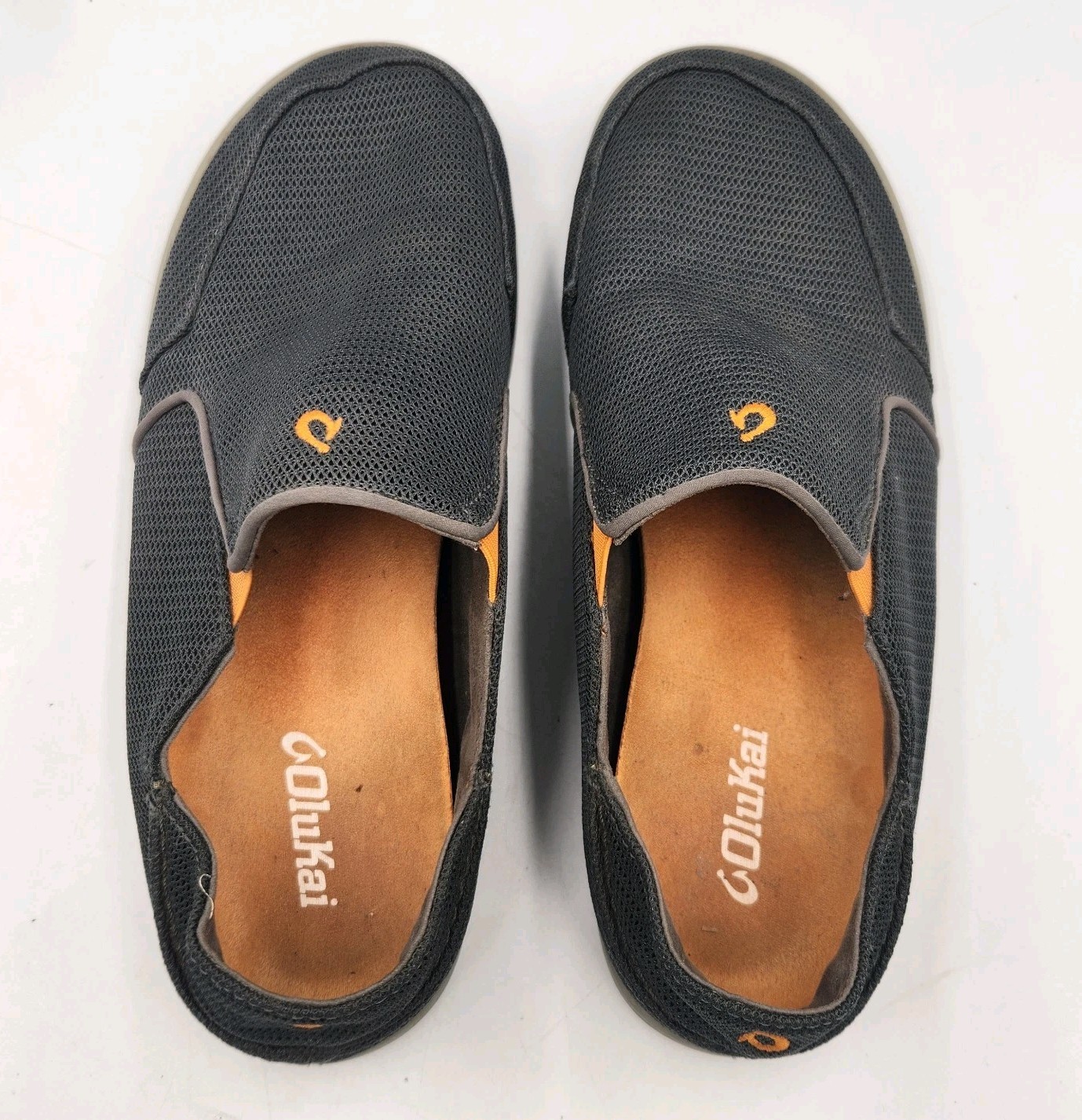 Olukai Nohea Slip On Mesh Shoe Mens 9.5 Charcoal Grey Orange