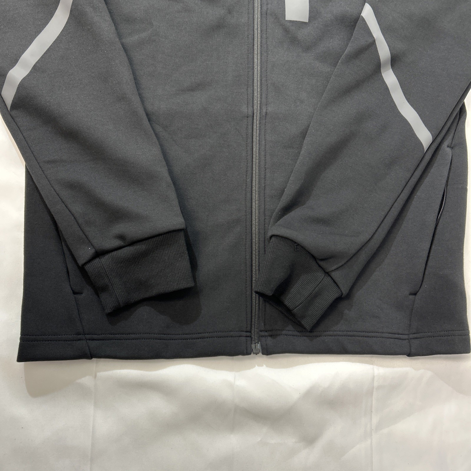 Adidas Hoodie Large Mens Black Gray Designed For Gameday Lifestyle Zip Slim Fit