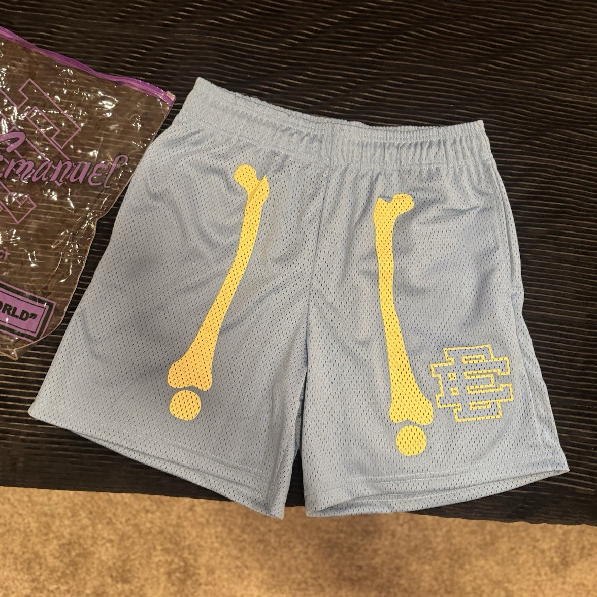 Eric Emanuel Men’s Gray Mesh Athletic Shorts M Yellow Graphic Drawstring