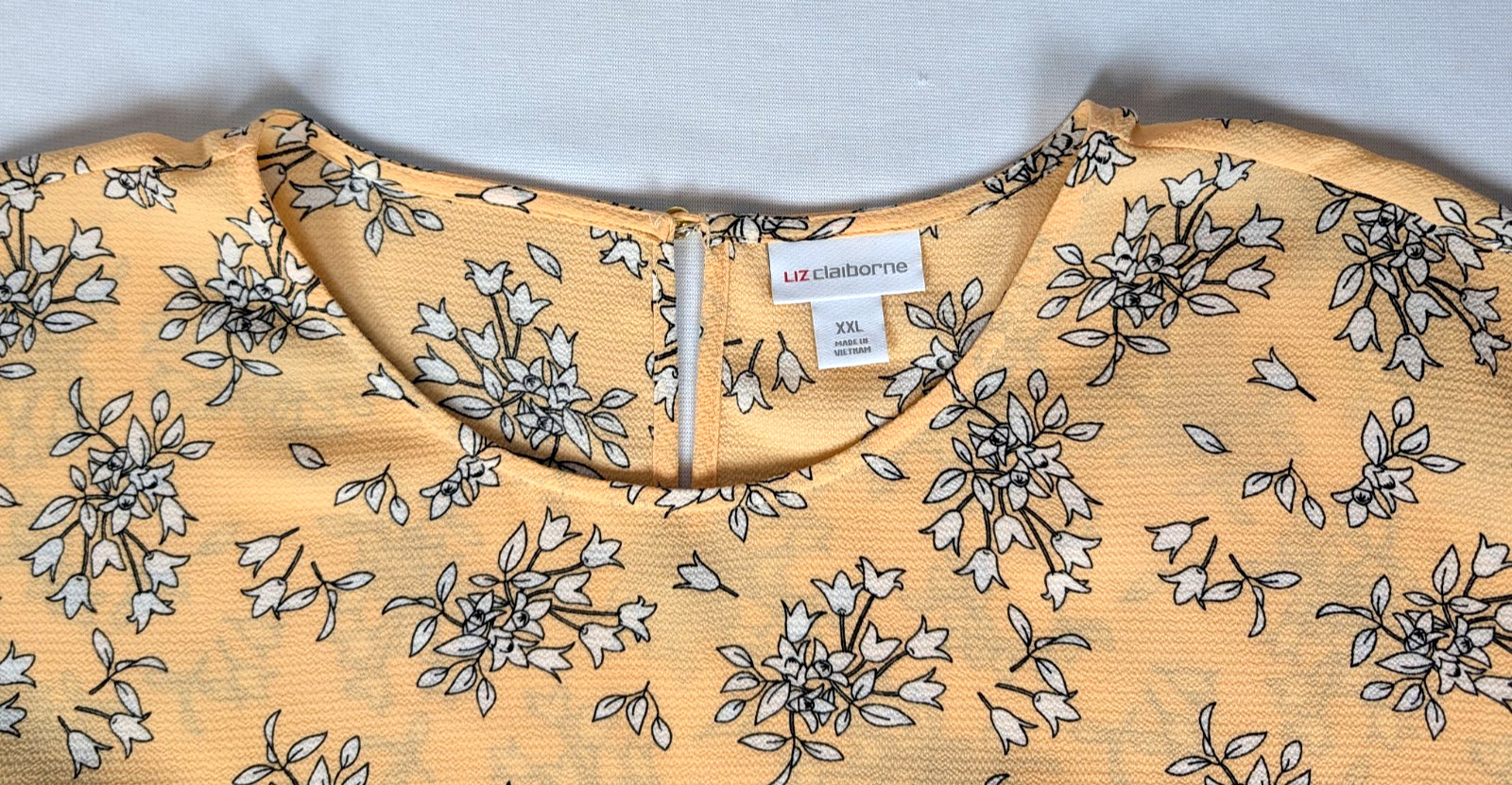 Liz Claiborne Women’s 2XL Yellow Floral Polyester Spandex Double Ruffle Cuff Top