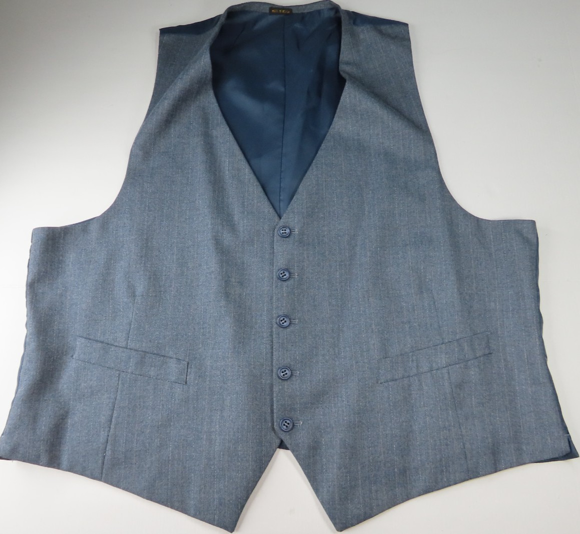Vintage Three-Piece Mens Suit Gray Striped Wool Witty Brothers 43×28 48/50 R