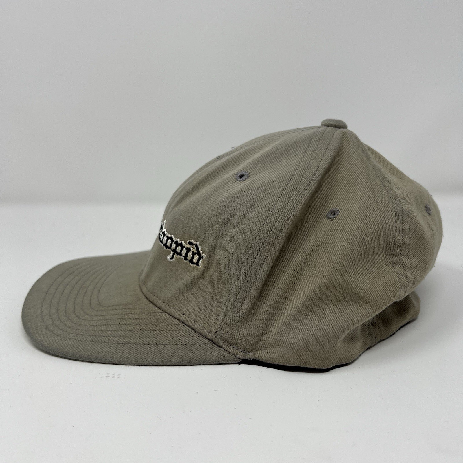 Vintage Slightly Stoopid Hat Mens Small Medium Beige Flexfit Skunk Records RARE