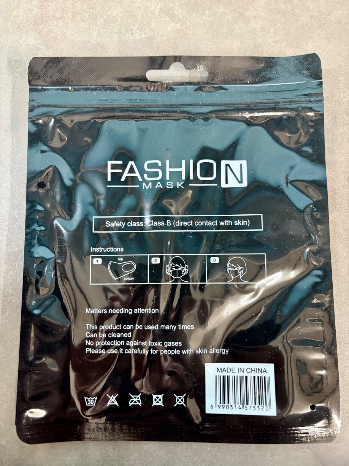 Fashion 3D Fashion Mask – Black