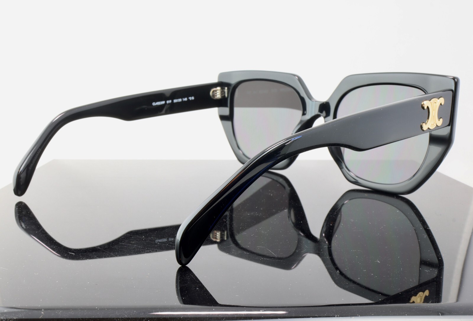 Celine CL40239F 01F Black / Grey Lens Square Oversized Sunglasses 100% UV