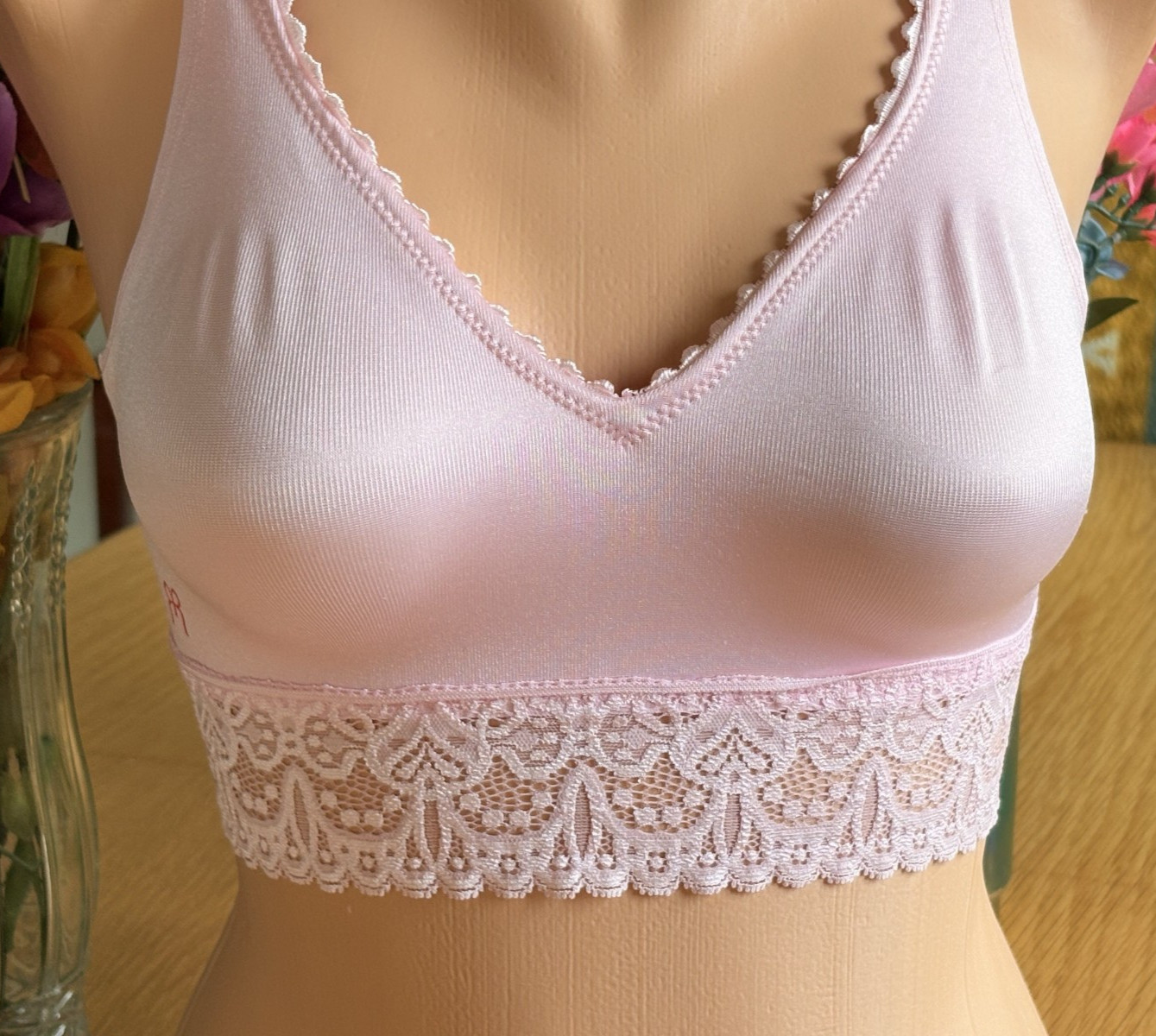 RUBY RIBBON Size 32 Pink Lace Trim V Neck Demiette #3417 NEW