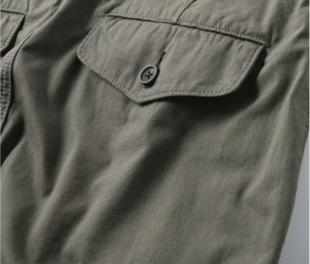 The Officer Chino-High-quality cotton provides a soft, purposeful texture .
