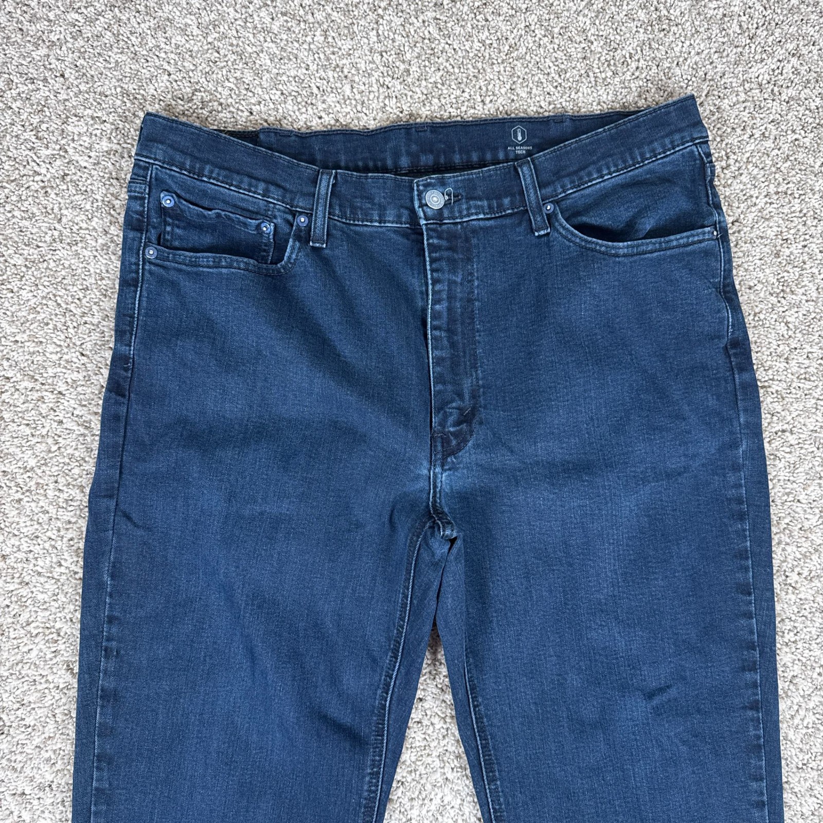 Levis 541 Jeans Mens 38 Blue Straight Leg Dark Zip Fly All Seasons Tech 38×32