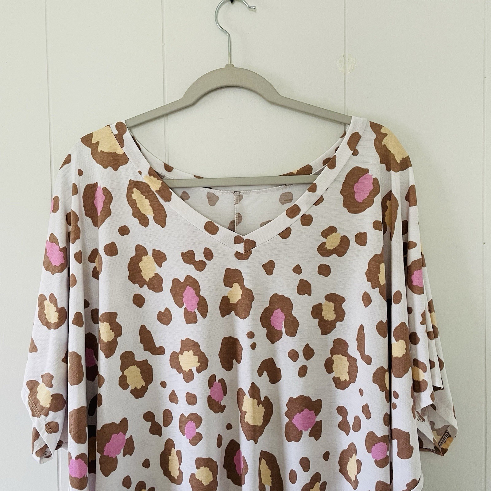 Paisley Grace Boutique Animal Print Lightweight Tee Size 3XL