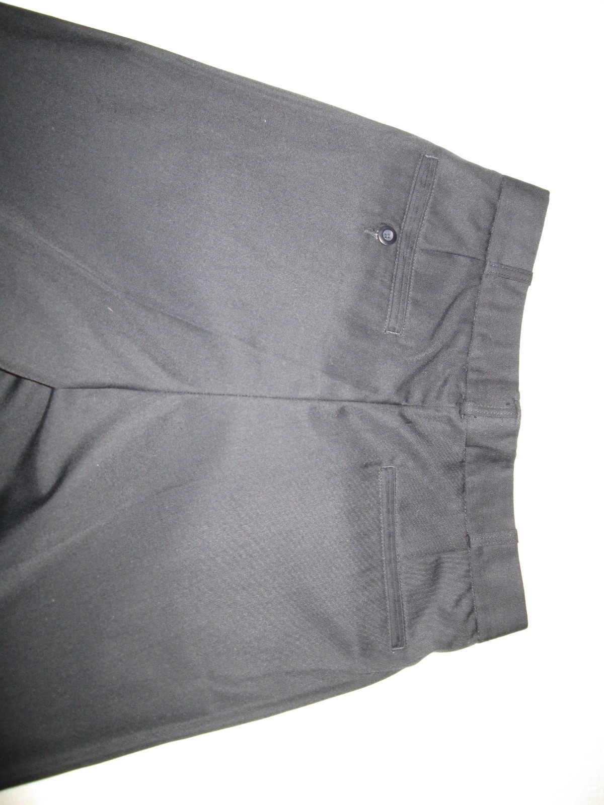 MARIO BELLUCCI MEN’S PLEATED DRESS PANTS – 30/36 – PRE-OWNED