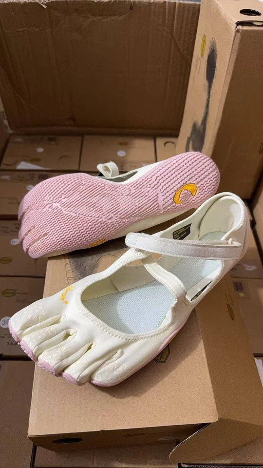 Vibram Five Fingers Yoga Shoes Women’s V-Soul Sneaker Dance Shoes
