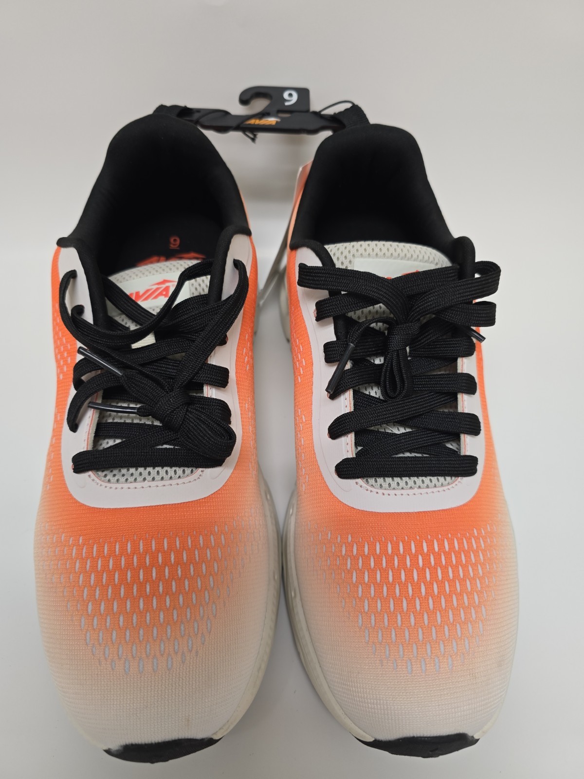 Avia MAV Jumbo Lite Runner Men’s 9 Orange White Sneakers NWT