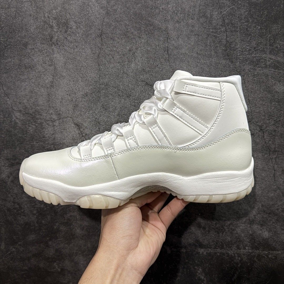AJ 11 Retro Pearl AR0715-110