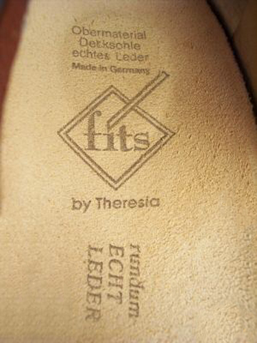 New FITS THERESIA Women Red Leather Comfort Mary Jane Slip On Flat Shoes Sz 7 M