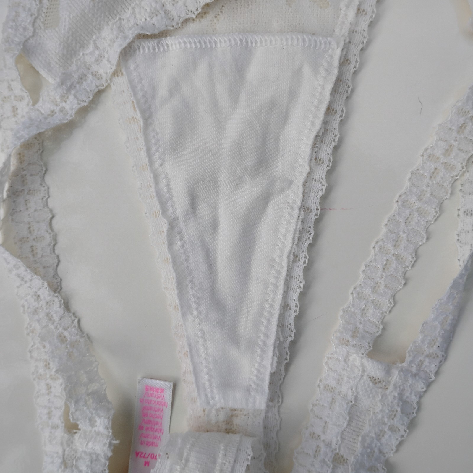 Victoria’s Secret PINK Lace Thong Panties NWT
