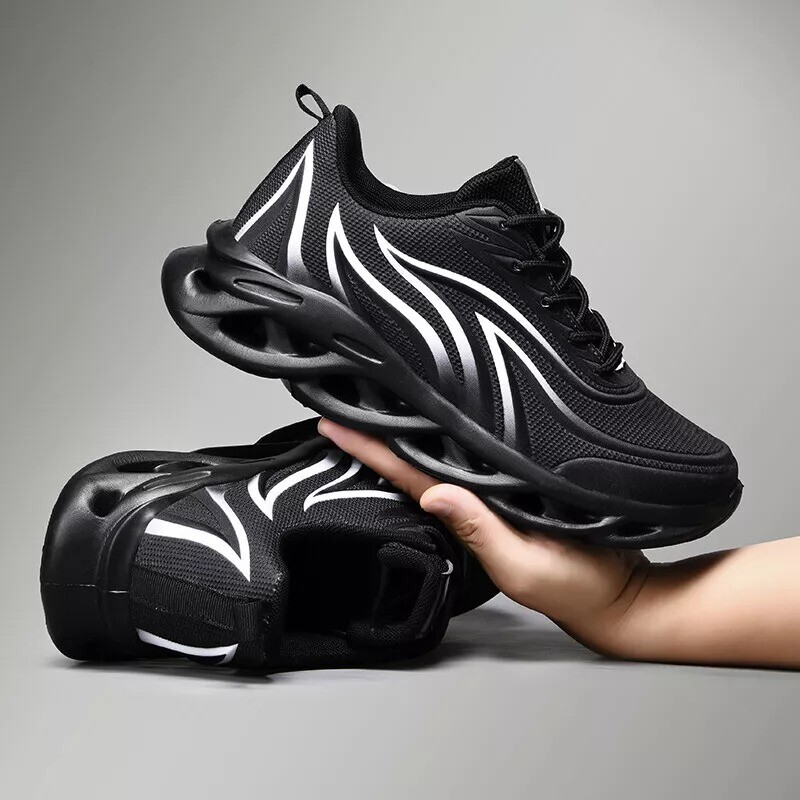Men’s Flame Printed Sneakers Flying Weave Sports Shoes Lace-up Breathable Shoes