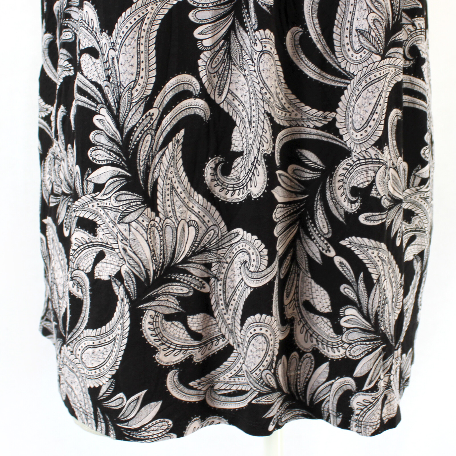 Jones NY Plus Bronze/Black Paisley Sleeveless Splitneck Top 2X Spring Summer