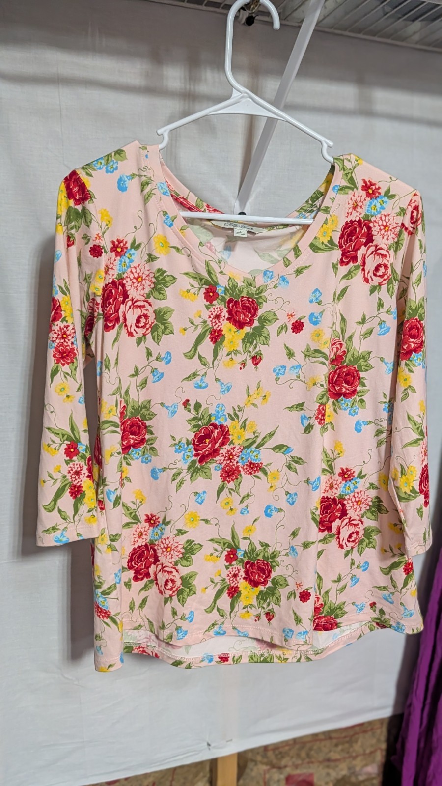 Pioneer Woman 3/4 Sleeve Floral V Neck Tee Shirt Blouse Sweet Rose Small