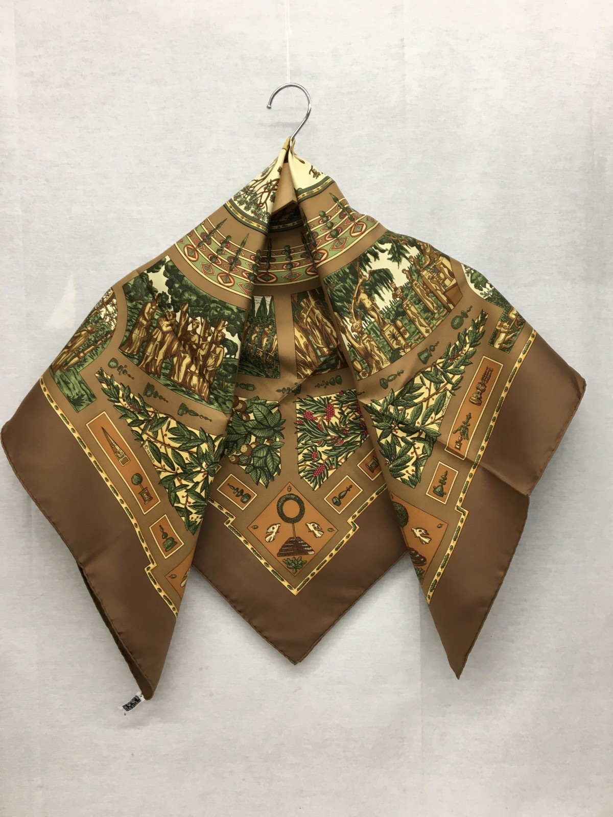 HERMES Carre 90 Polyfil Reverie Scarf Brown Silk Made in France Used