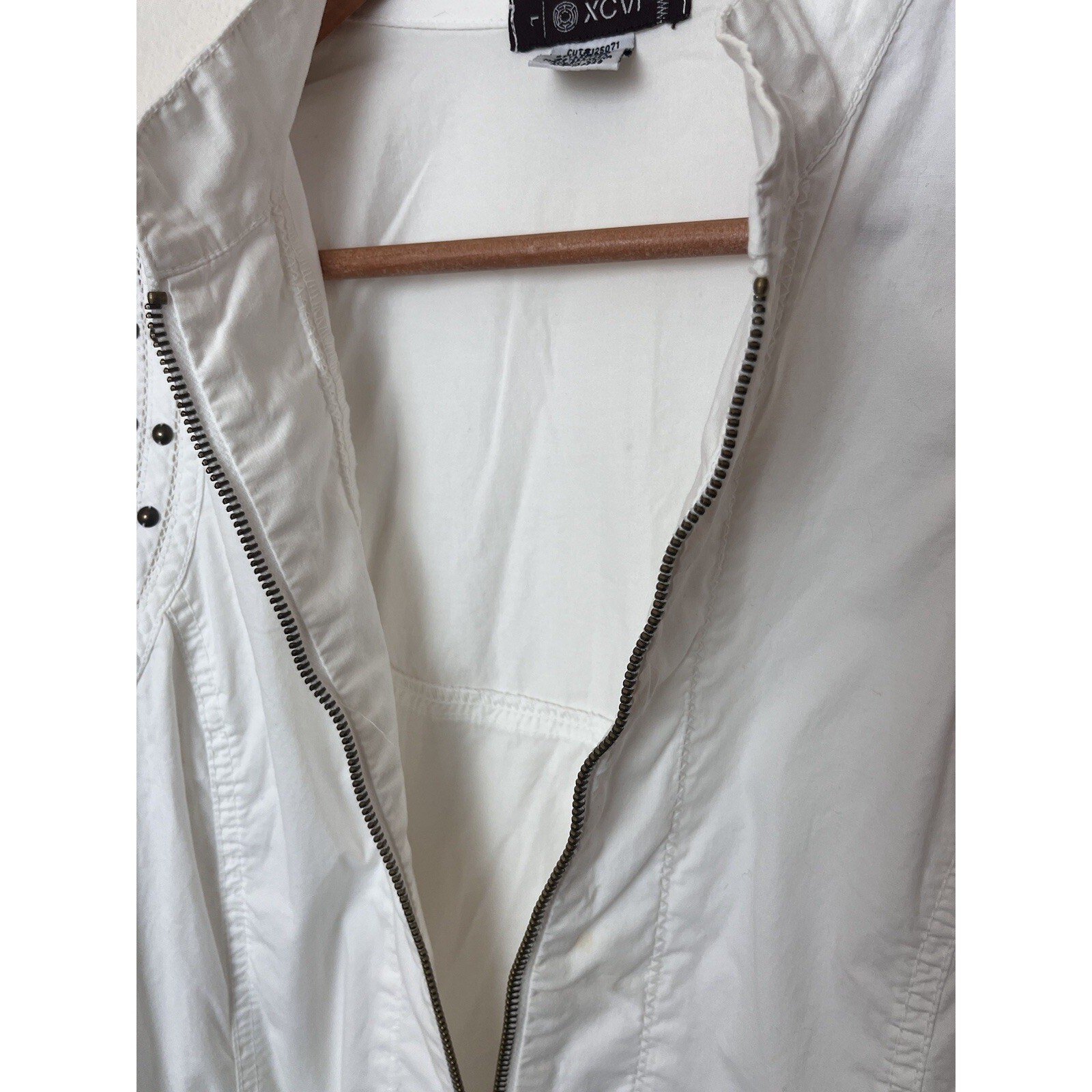 XCVI White Embellished Zip Shirt Stretch Jacket Studded Beaded Cotton Sz Large