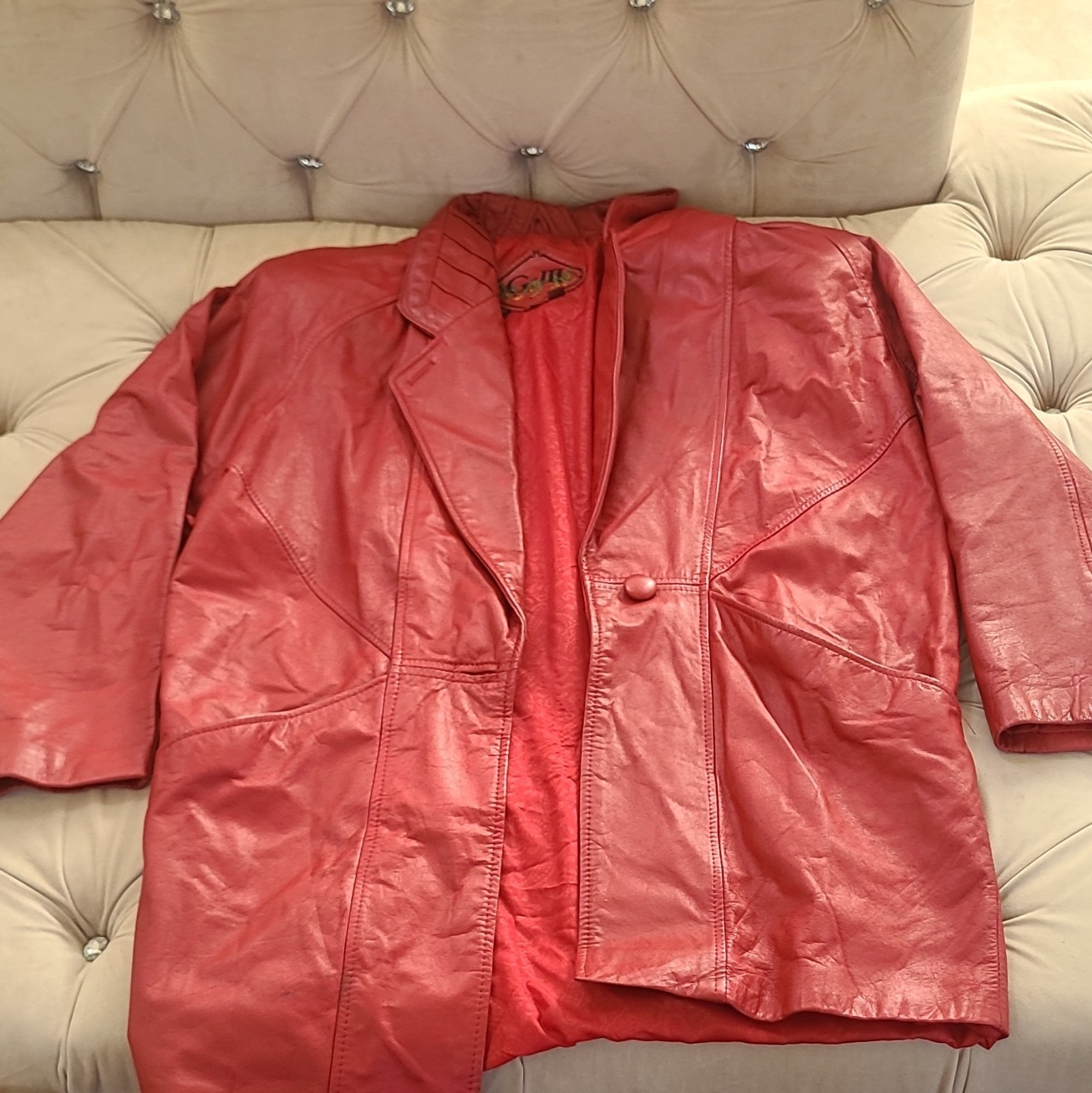 Gill Women’s Red Leather Mid-Length Jacket Size L Button Front Pockets