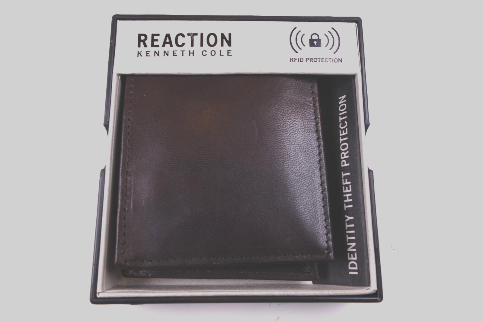 KENNETH COLE REACTION Brown Slim Fold RFID Blocking Bi-Fold Wallet w/ Card Case