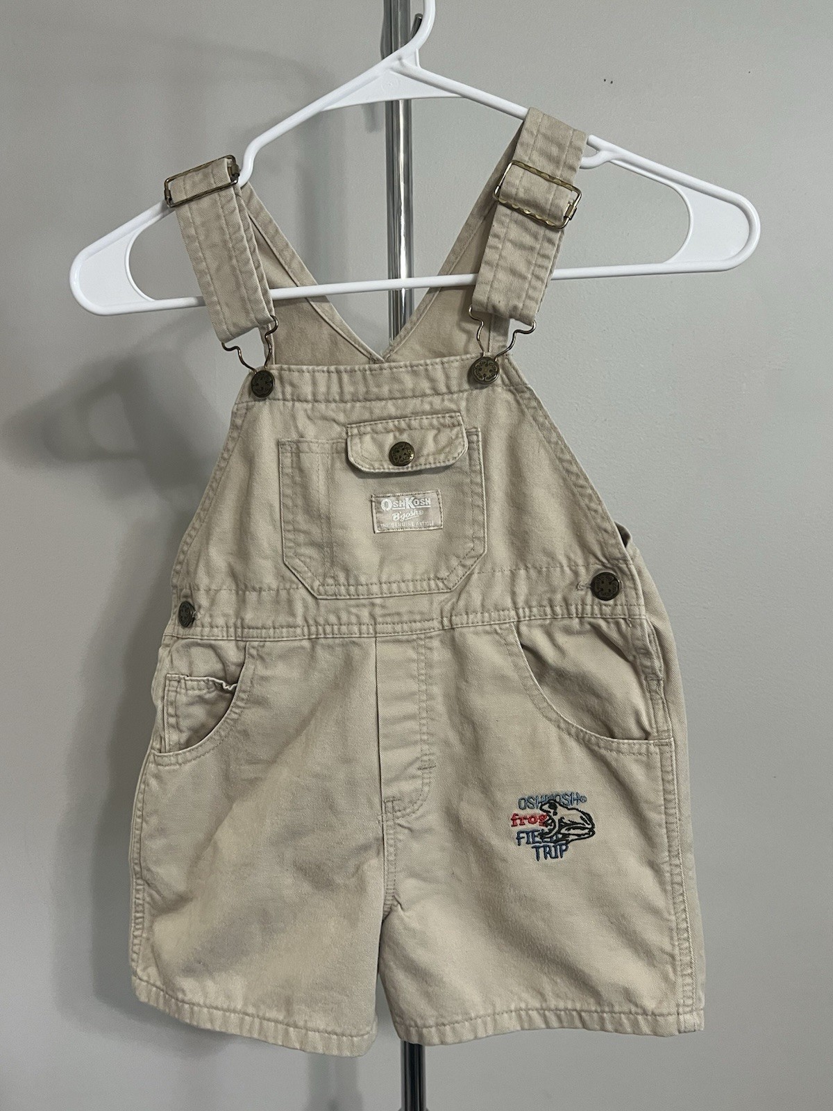 1990s Vintage Oshkosh B’Gosh Frog Field Trip Embroidered Shortalls Youth Sz 4T