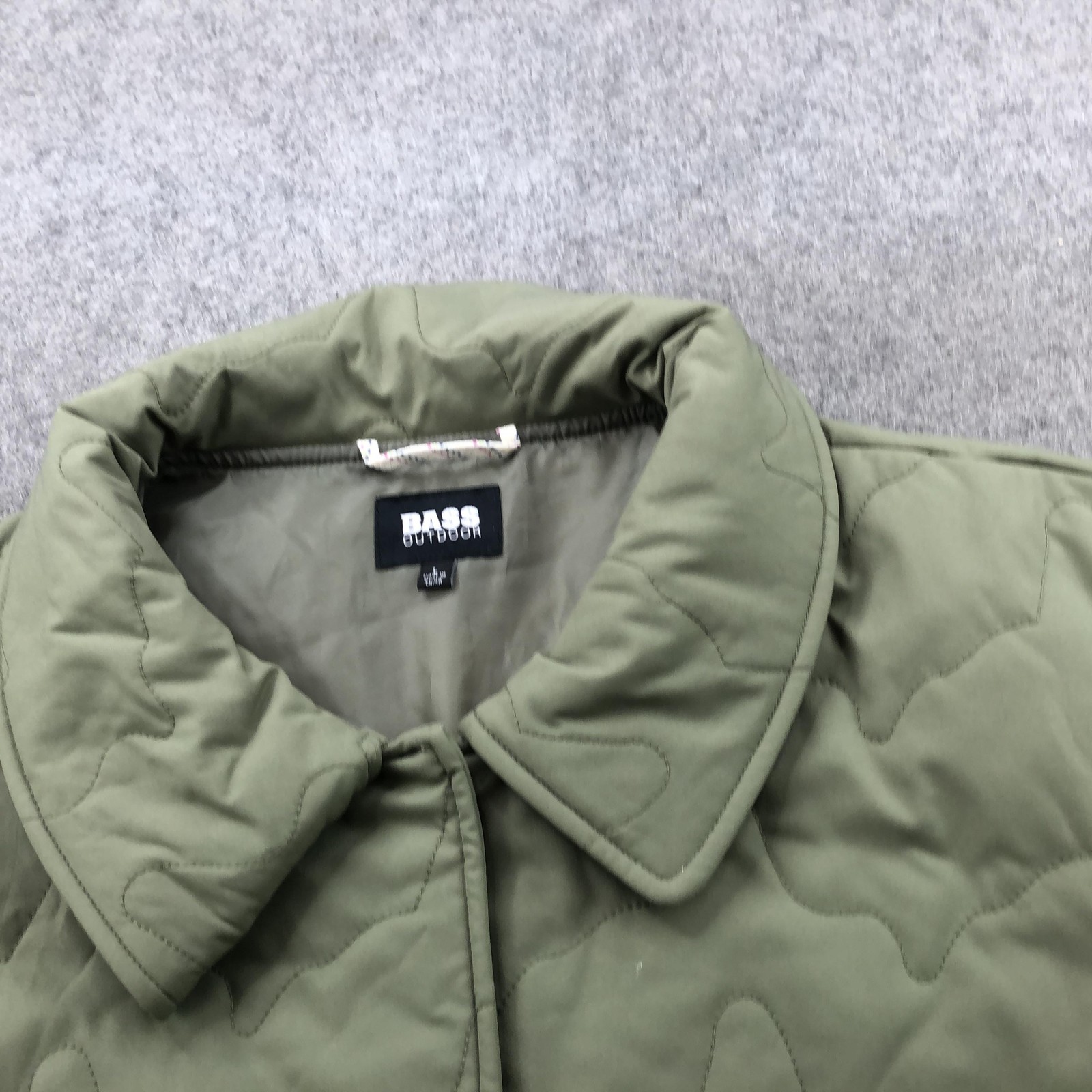 BASS Outdoor Jacket Women Large Green Olive Quilted Snap Front Insulated Pockets