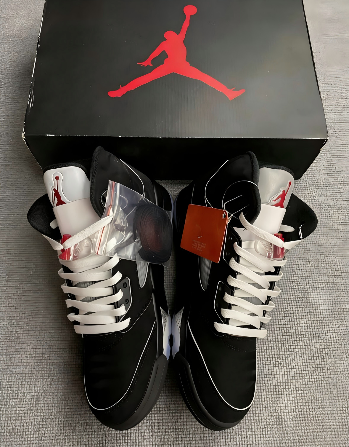 Air Jordan 5 “BLACK METALLIC REIMAGINED” High Top Men’s Baketball Shoes