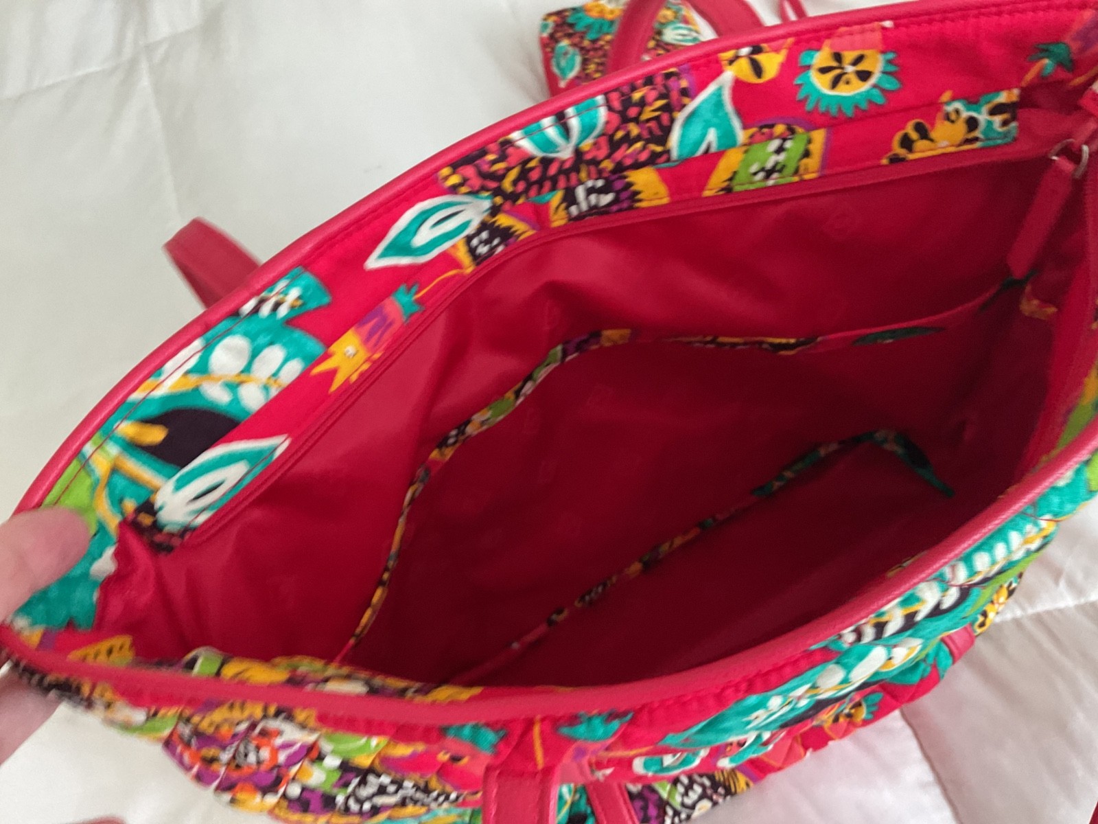 Vera Bradley Small Trimmed Vera Tote Bag Rumba Red Floral 14″ x 11″
