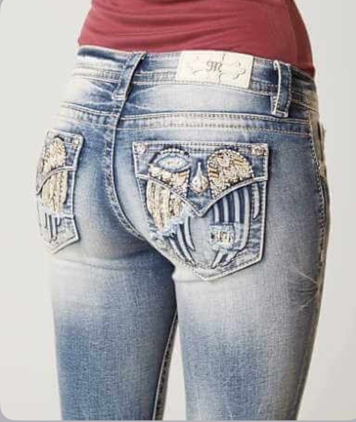 Miss Me Women’s Light/Medium Skinny Jeans Size 27 Low Rise Embellished Denim