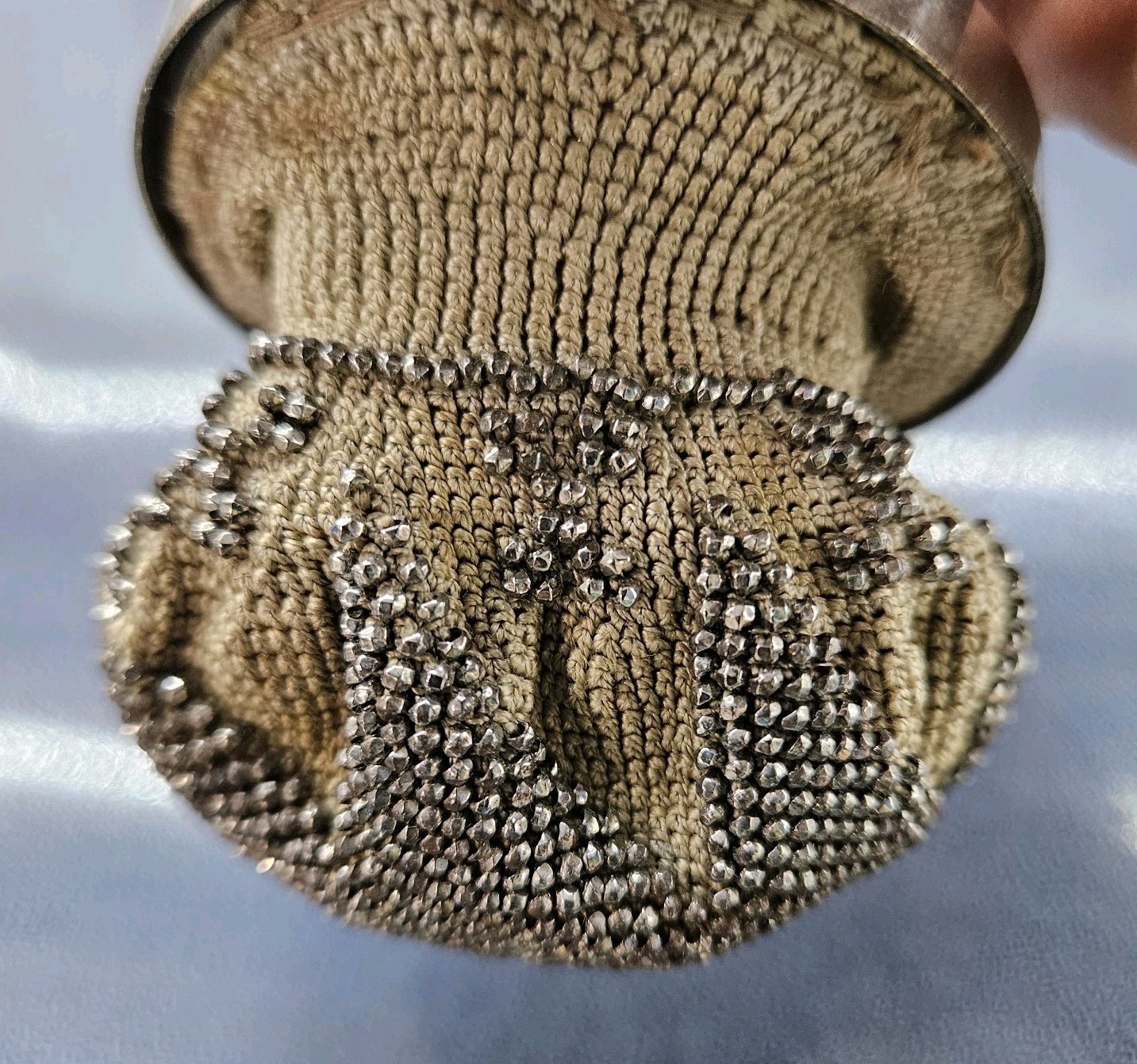 Antique Victorian Silver Beaded Coin Sovereign Purse Metal Gate Top Grapes c1900