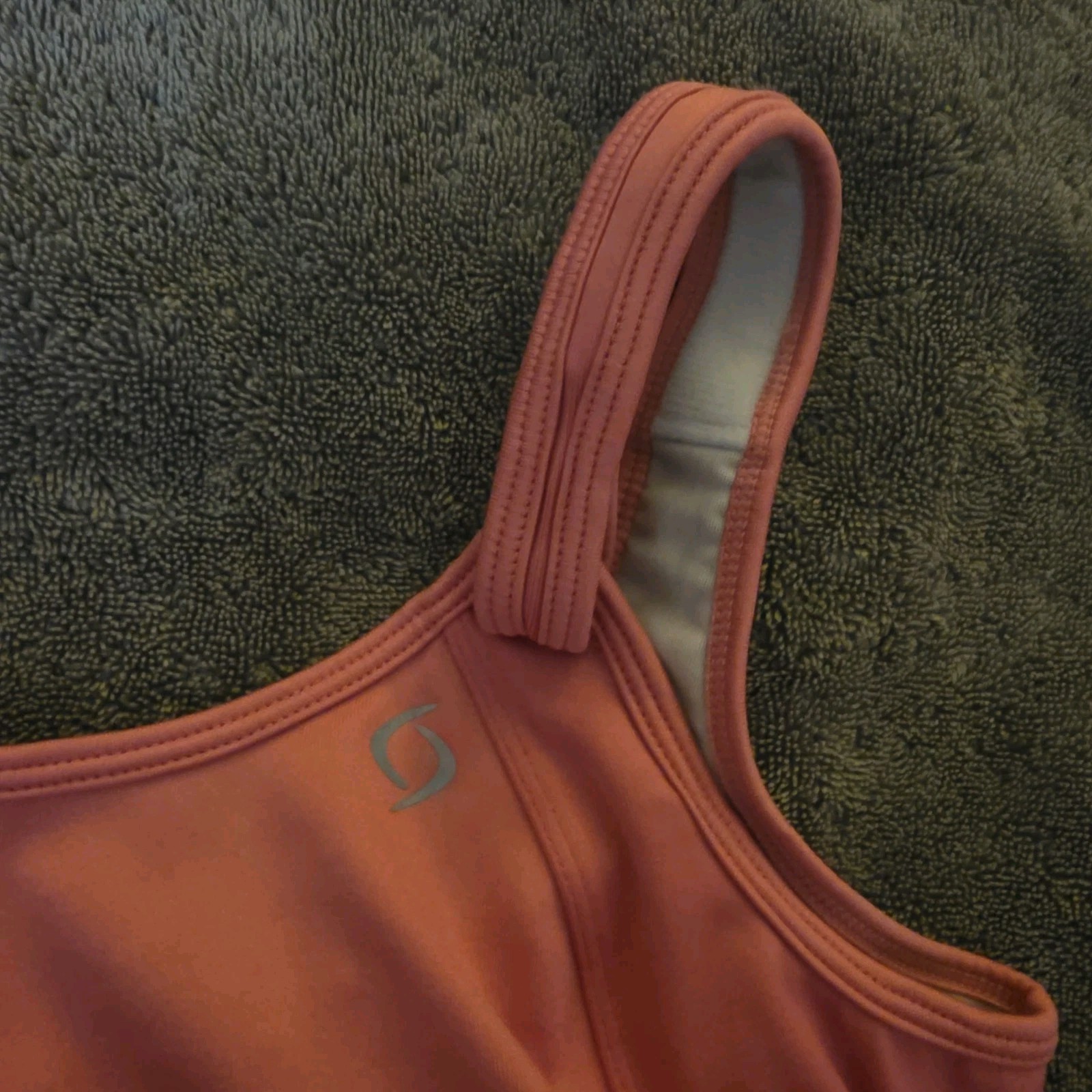 Moving Comfort Coral-Pink High Support Sports Braw Size 34D