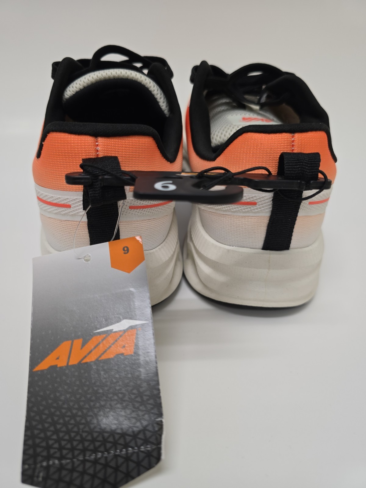 Avia MAV Jumbo Lite Runner Men’s 9 Orange White Sneakers NWT