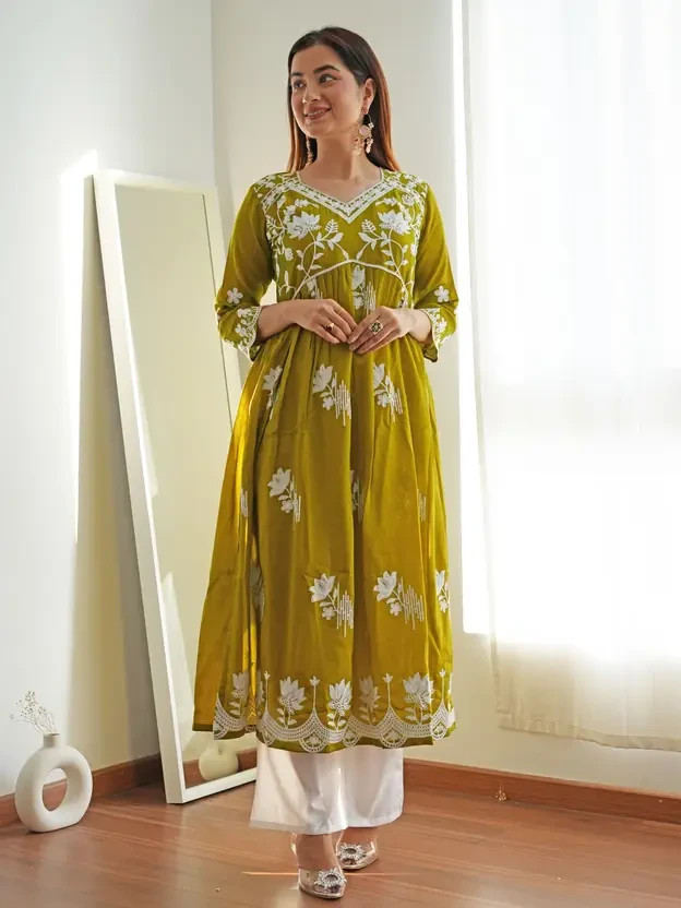 Women Silk Blend Chikan Embroidery Top Kurta Beautiful Party Wear Kurti Dress