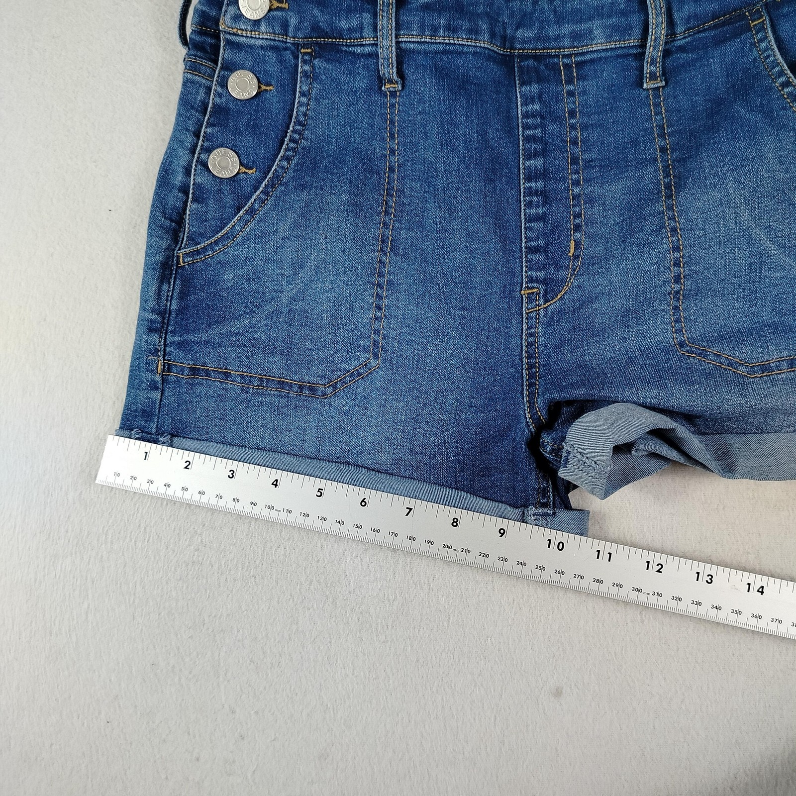 Guess Y2K Shortalls Womens 27 Blue Denim Adjustable Straps Cuffed Bib Minimalist