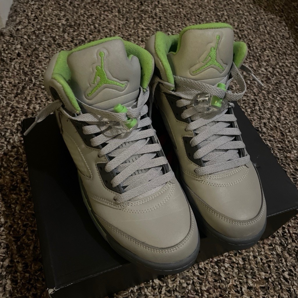 Jordan Air Jordan 5 Retro Gray/Green Lace Up Mid Top Sneakers DQ3734 003