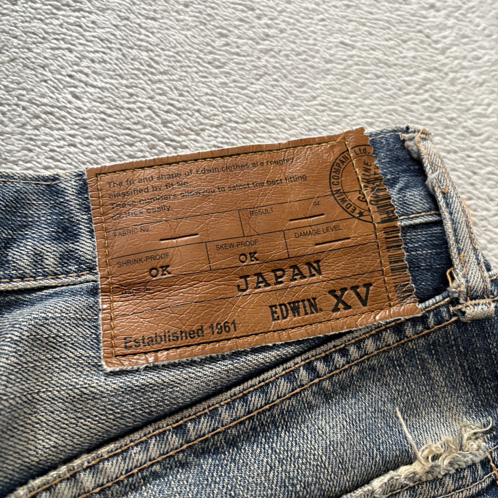 EDWIN 413XV Distressed Denim Jeans Men’s Size 29 Made in Japan Vintage Fade