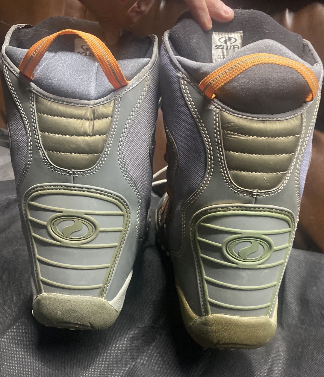 Womens Zuma Snow Mountain Boots Size 8 Charcoal Grey Orange Size 8