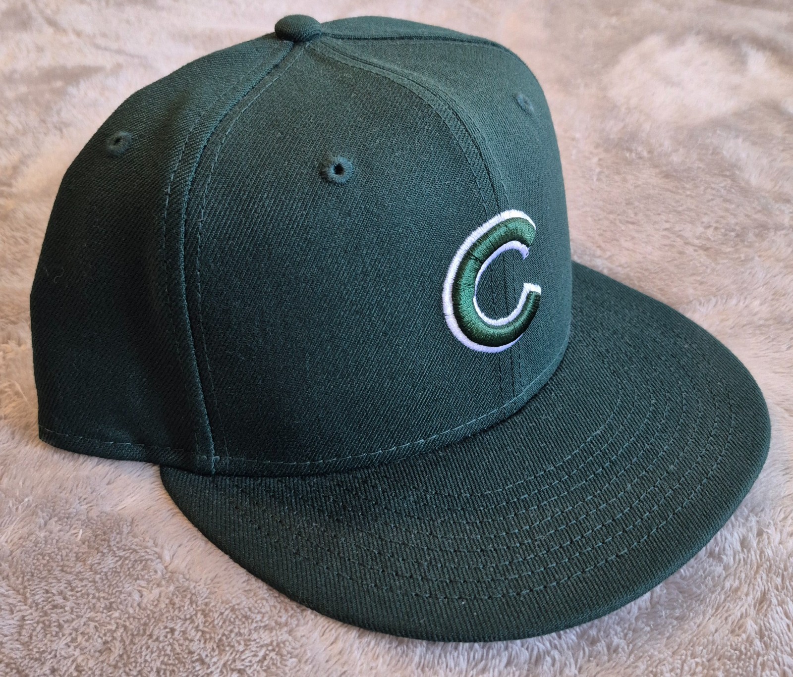 New Era 59fifty Chicago Cubs Dark Green Size 7 1/2 Gray Undervisor