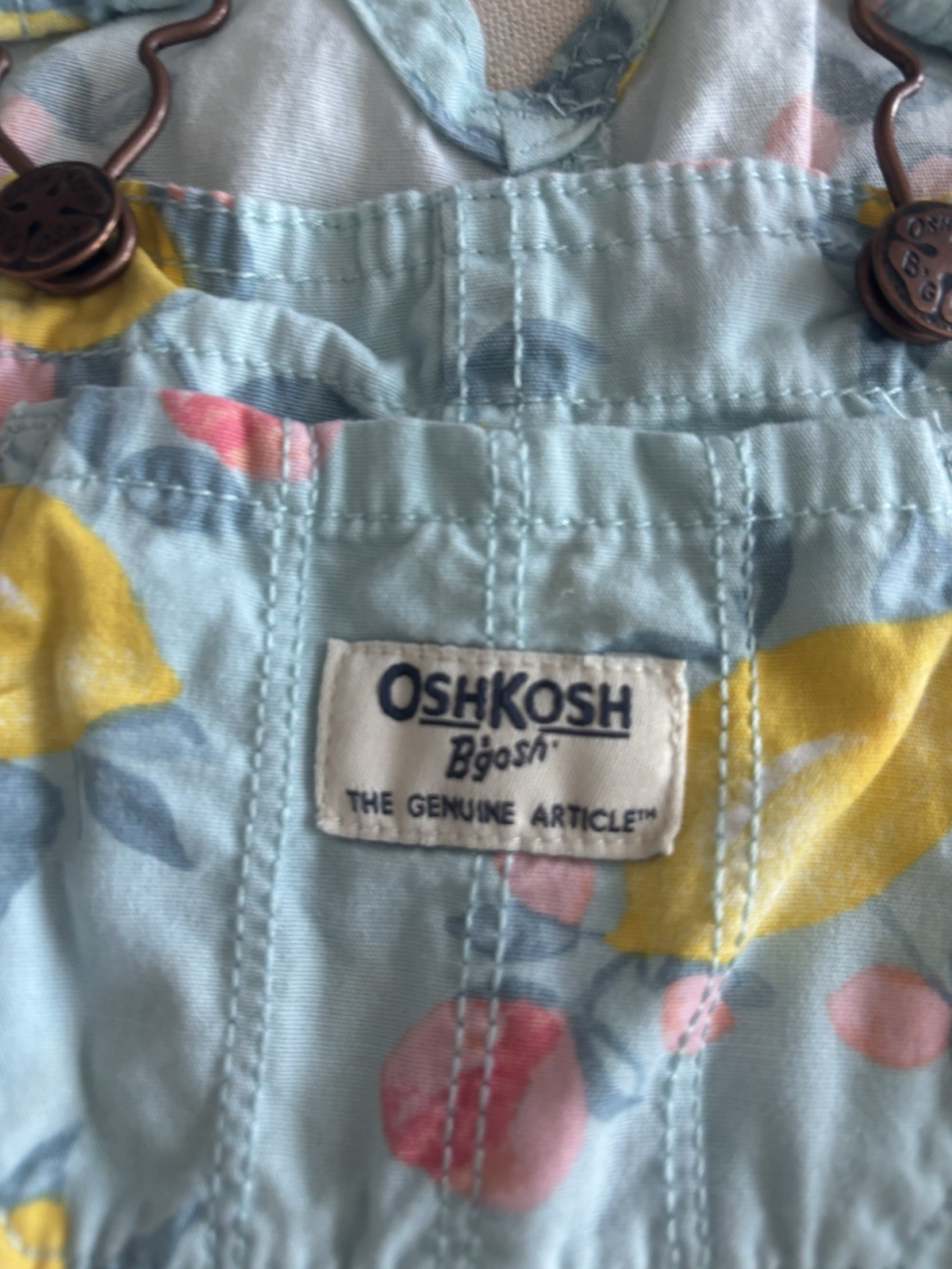 Oshkosh B’Gosh Girls Lemon Print Shortalls Short Overalls Size 2T Spring Summer