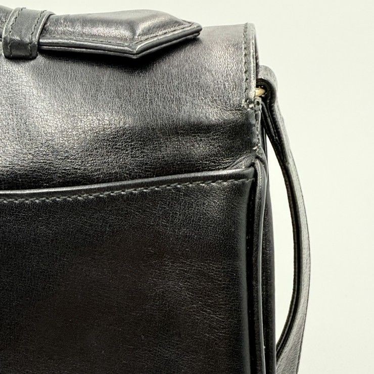 CELINE (Celine) Carriage Hardware Vintage Shoulder Bag Leather Black Gold Hardwa