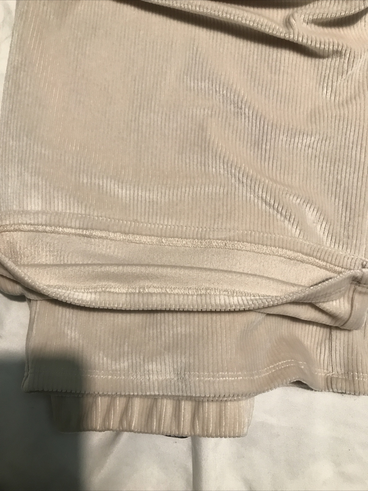 VUORI Velour Velvety Cream Color Wide Leg Pants Size XS Inseam 28,5 In