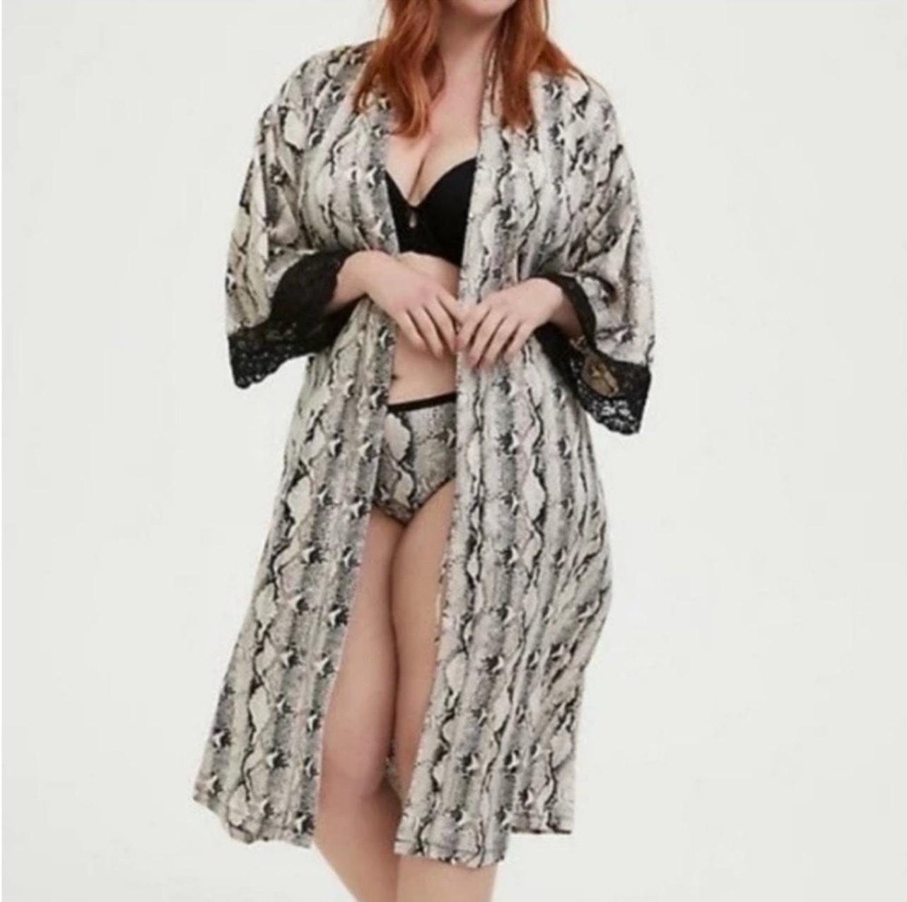 Torrid NWT Snakeskin Robe Womens Plus Sz. 2X Satin Lace Trim Waist Tie Pockets