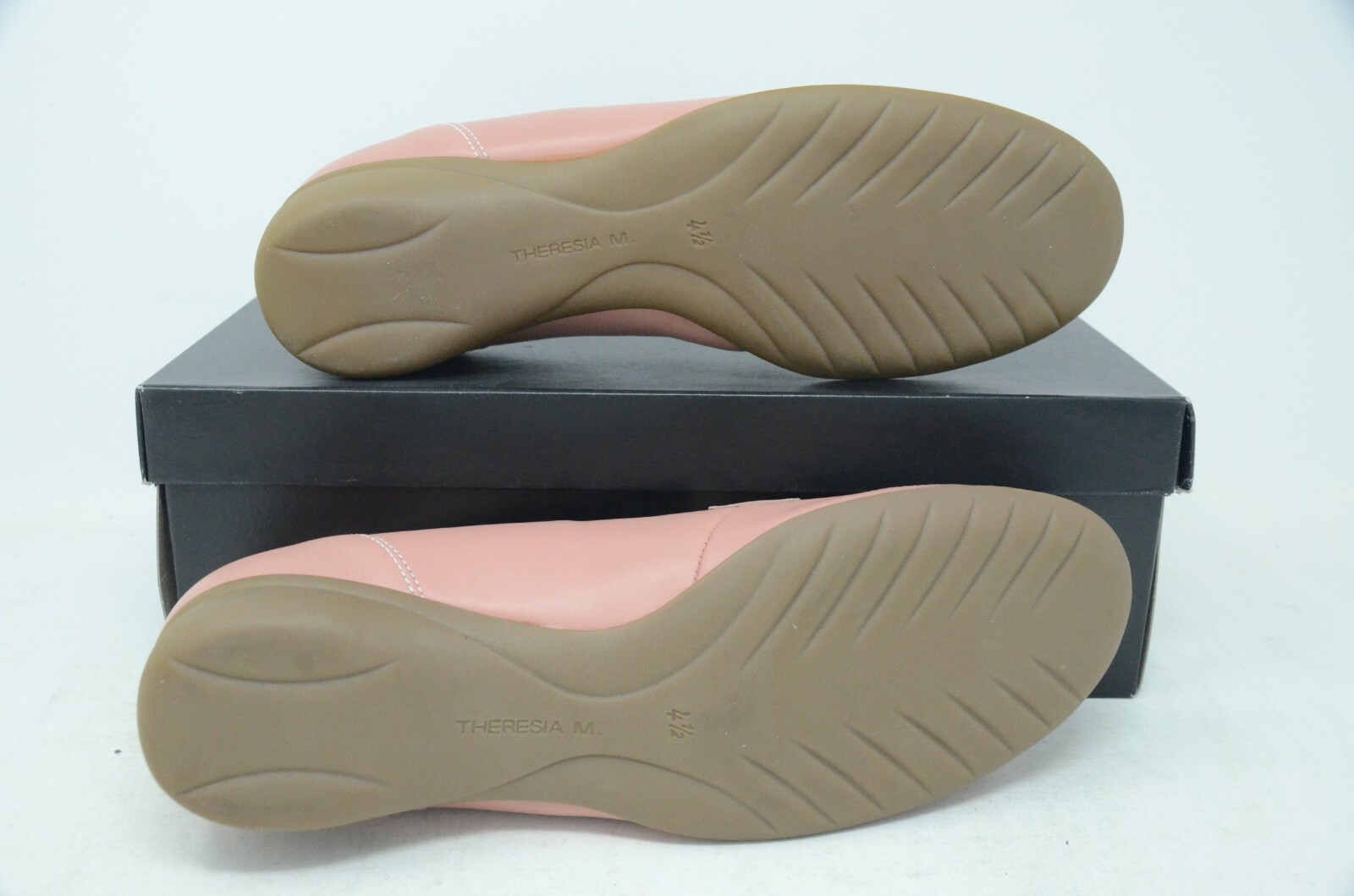 Women’s Theresia M Missy Dress Casual Shoes. Pink Leather. US Women’s Size 7