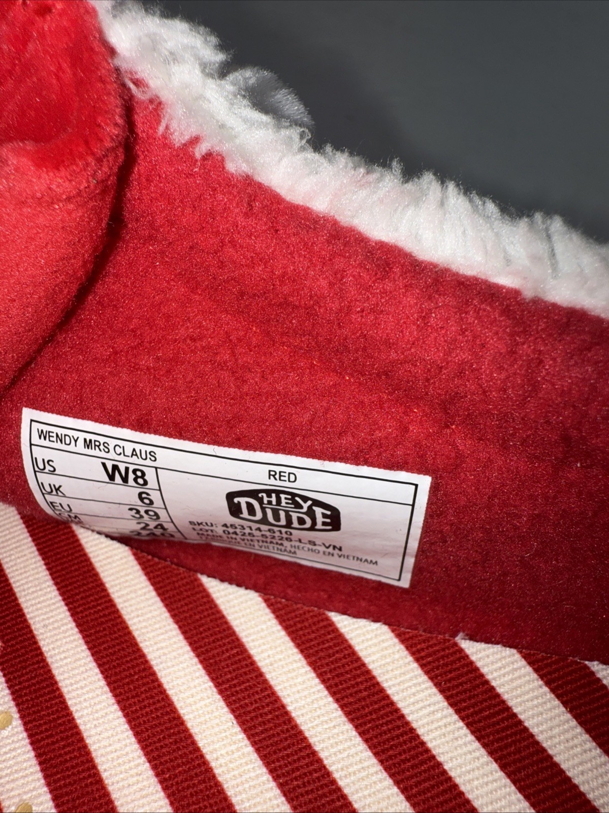 Hey Dude Wendy Mrs Claus Womens Size 8. Slip On Christmas