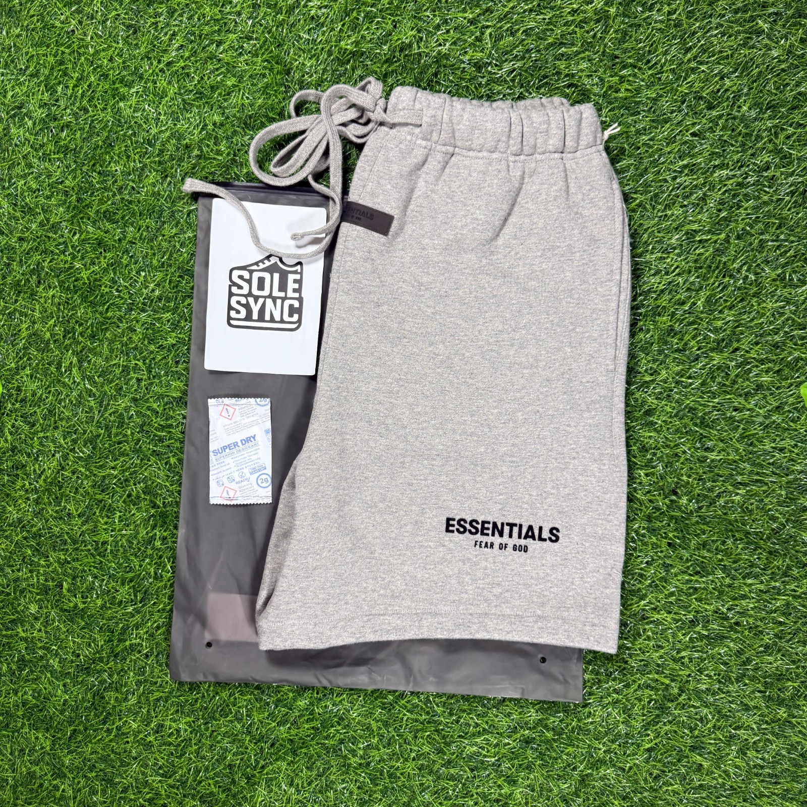 Fear of God Essentials Shorts SS22 Dark Oatmeal Gray – 100% Authentic (XS-XL)