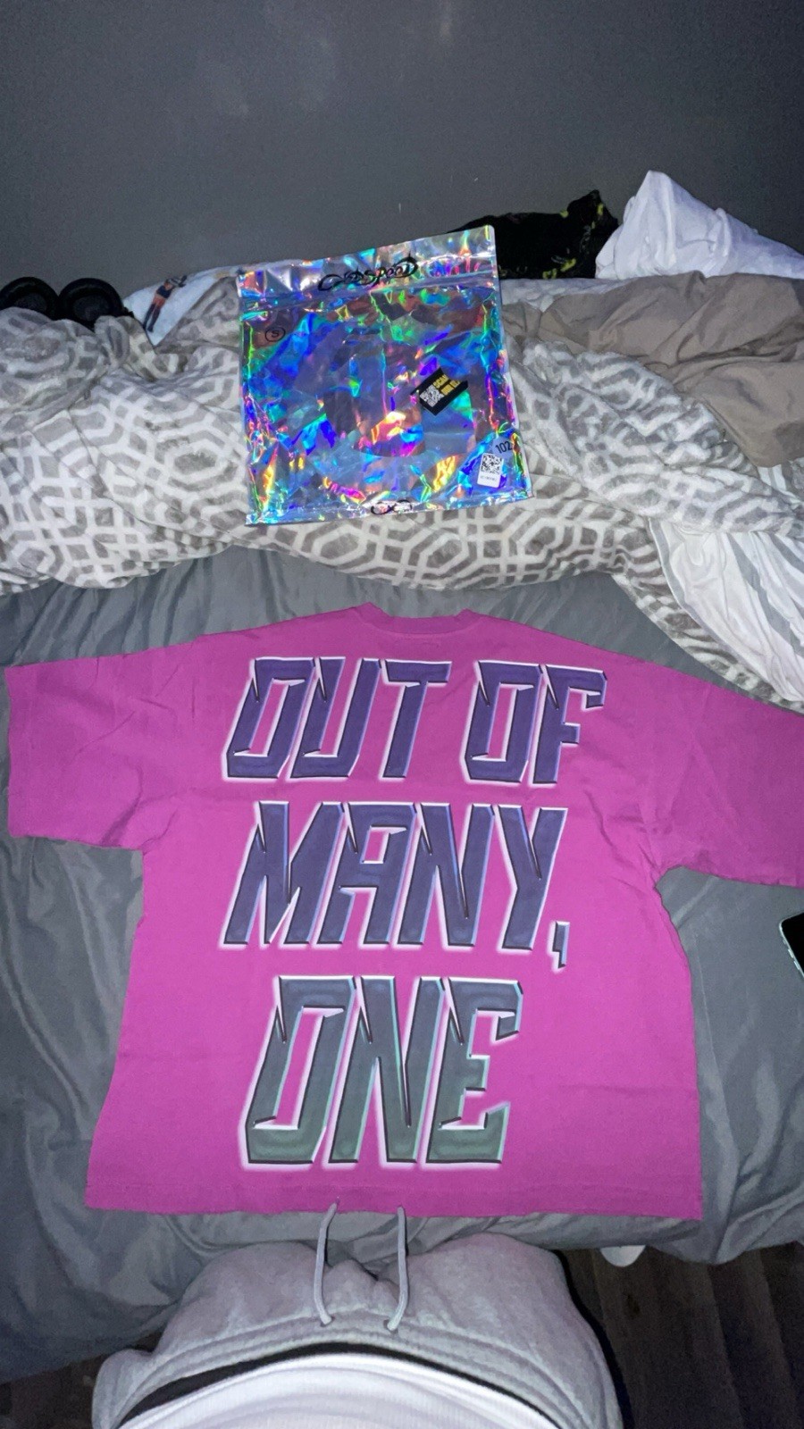 Godspeed Men’s Pink Size S Short Sleeve T-Shirt Statue of Liberty “Out Of Many”