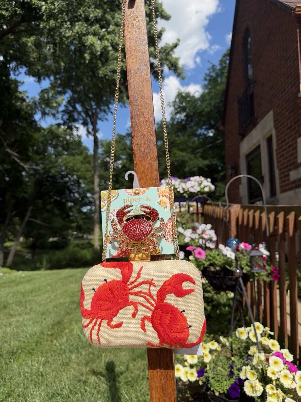 NWT Tommy Bahama Embroidered Crab Clutch Bag Purse w/ Rhinestoned Crab Hair Clip