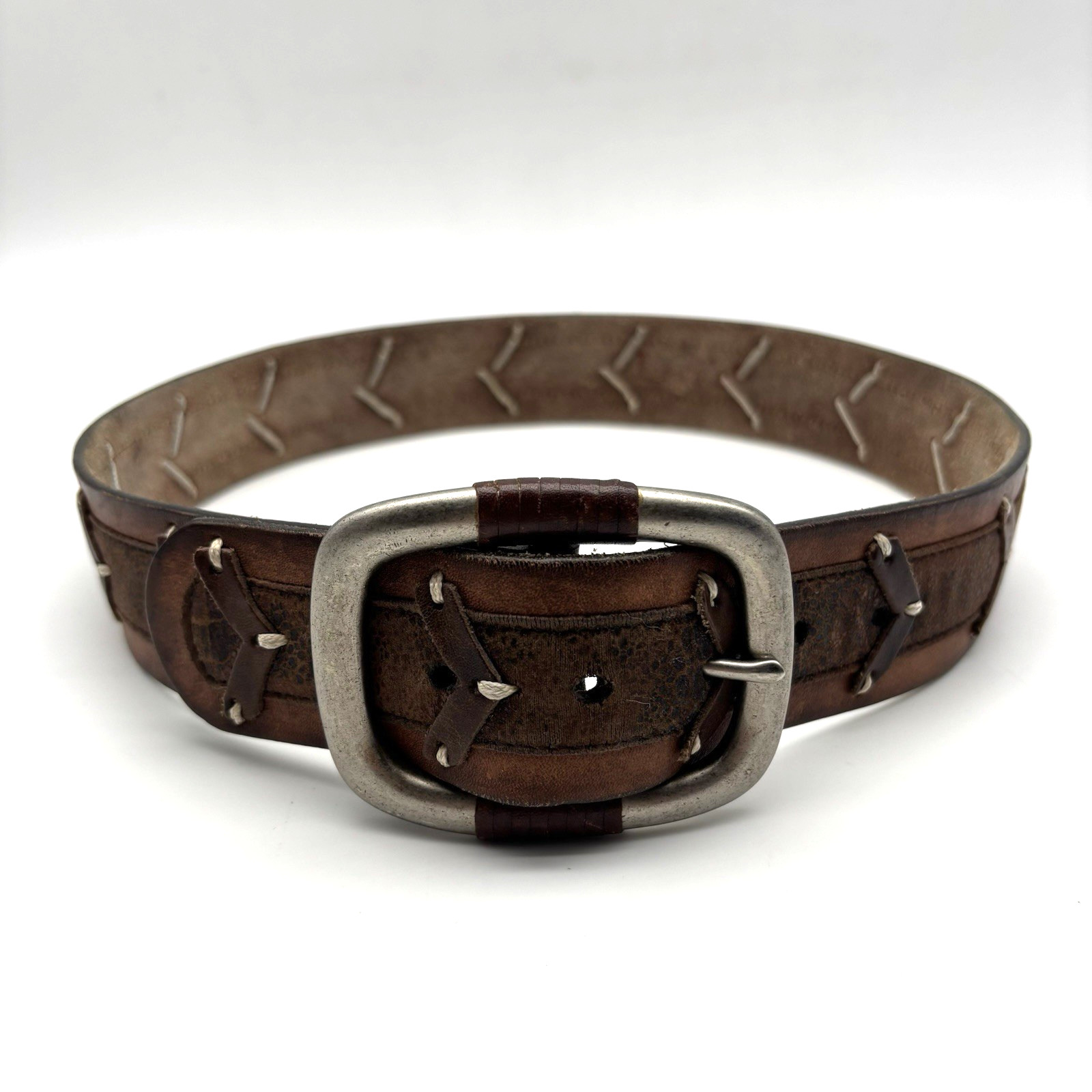Vintage Y2K Levi’s Two-tone Genuine Leather Chevron Segments Western Belt 30-34″