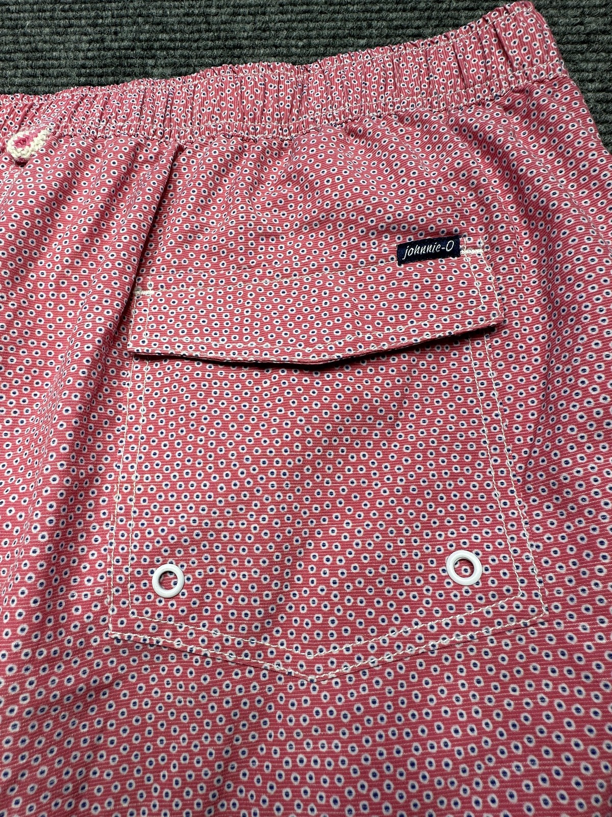 johnnie-O Swim Trunks Mens 2XL Pink Mesh Lined Drawstring Elastic 8in Inseam